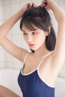 日韩精品亚洲人成在线